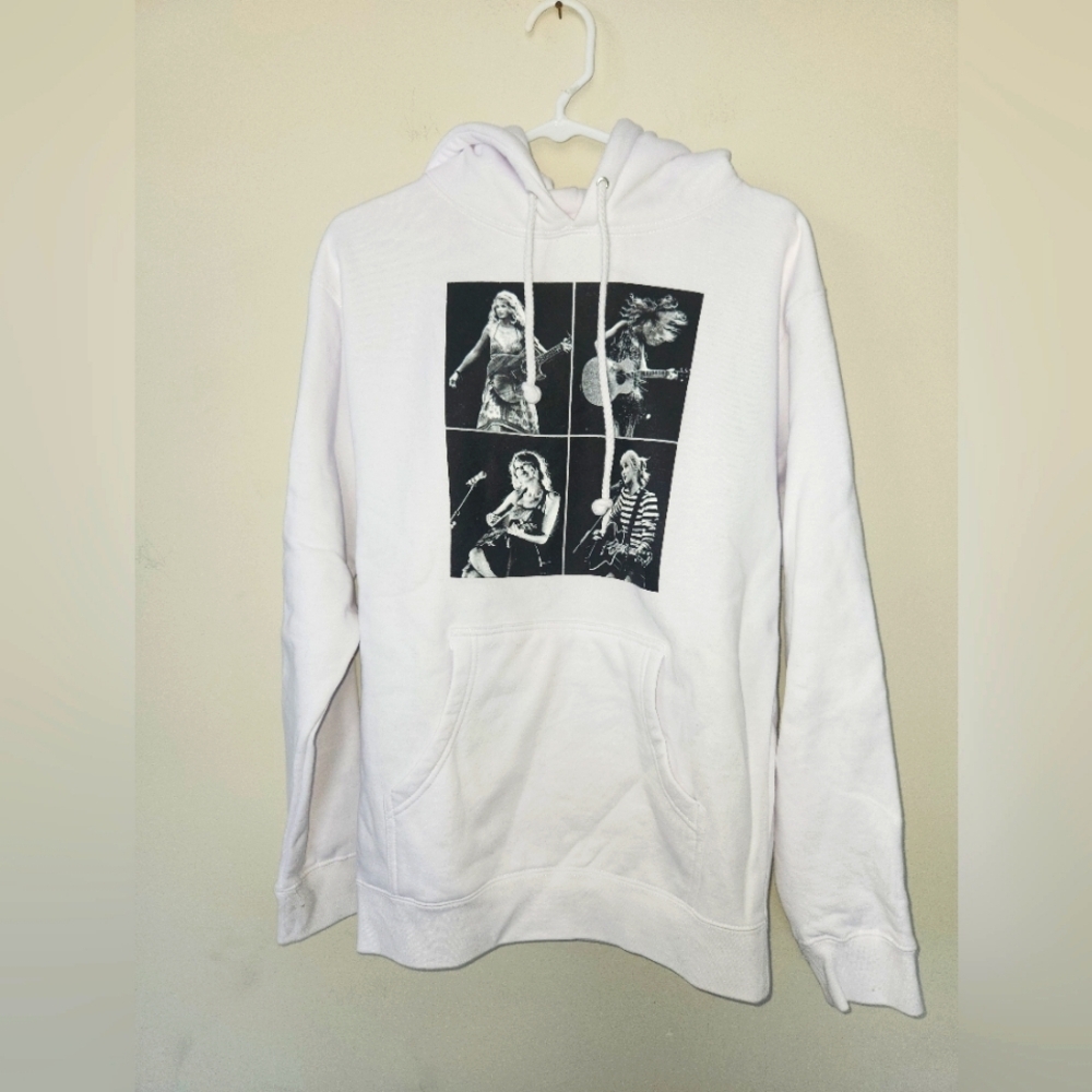 Official taylor swift‎ the eras tour black/white printed pullover hoodie small